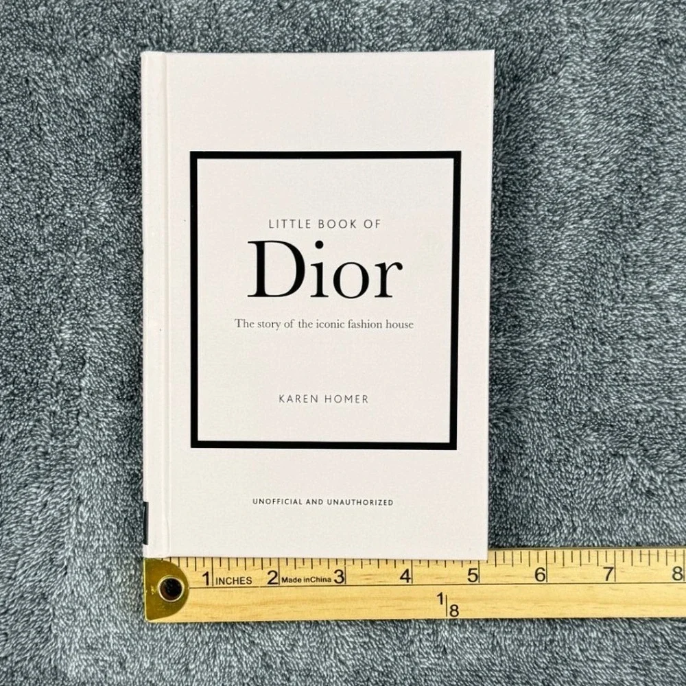 Little‎ Book of Dior Hardcover Fashion History Karen Homer Welbeck 9781787393776